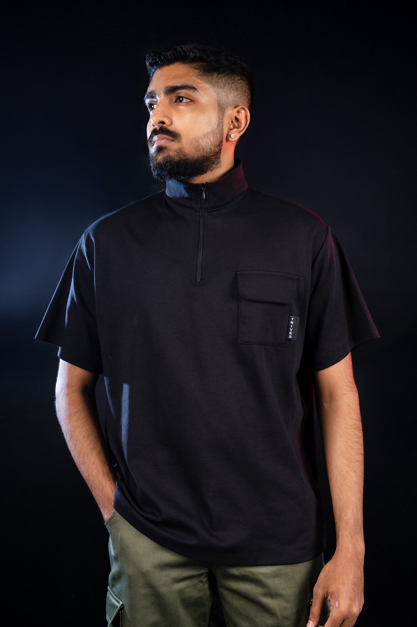 TRIVES Black High Neck Zipper Pocket T-shirt