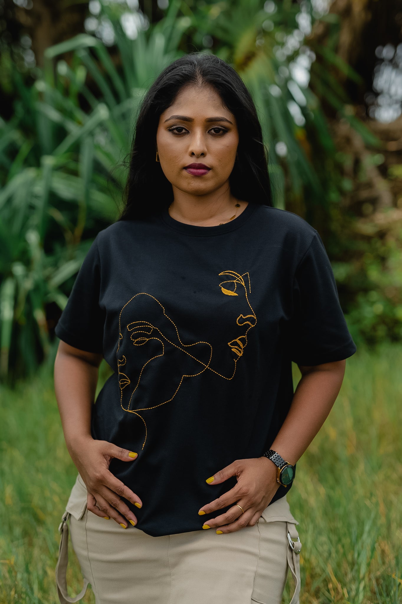 TRIVES Two Faces Golden Embroidered T-shirt - front 