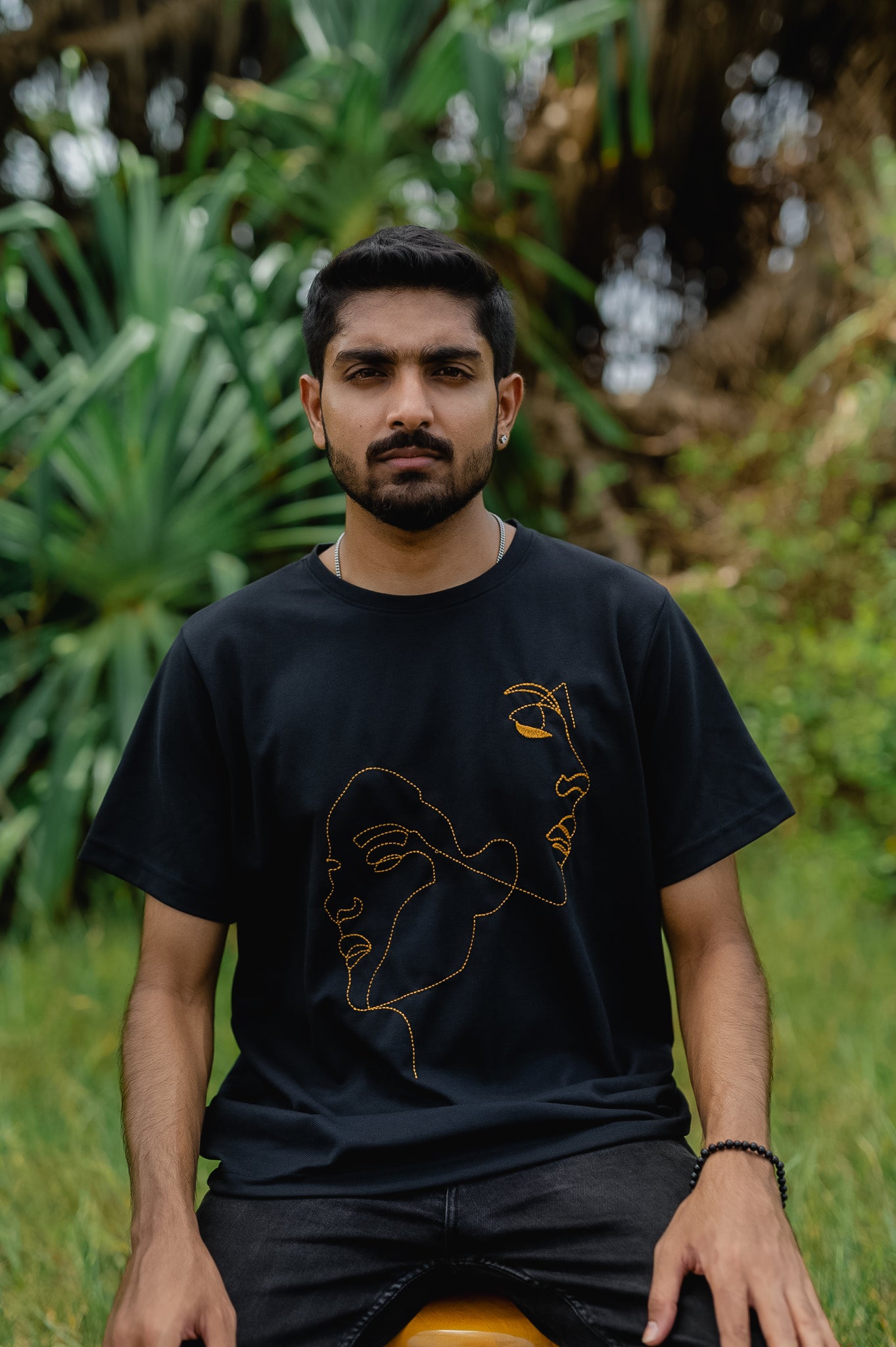 TRIVES Two Faces Golden Embroidered T-shirt - front man look